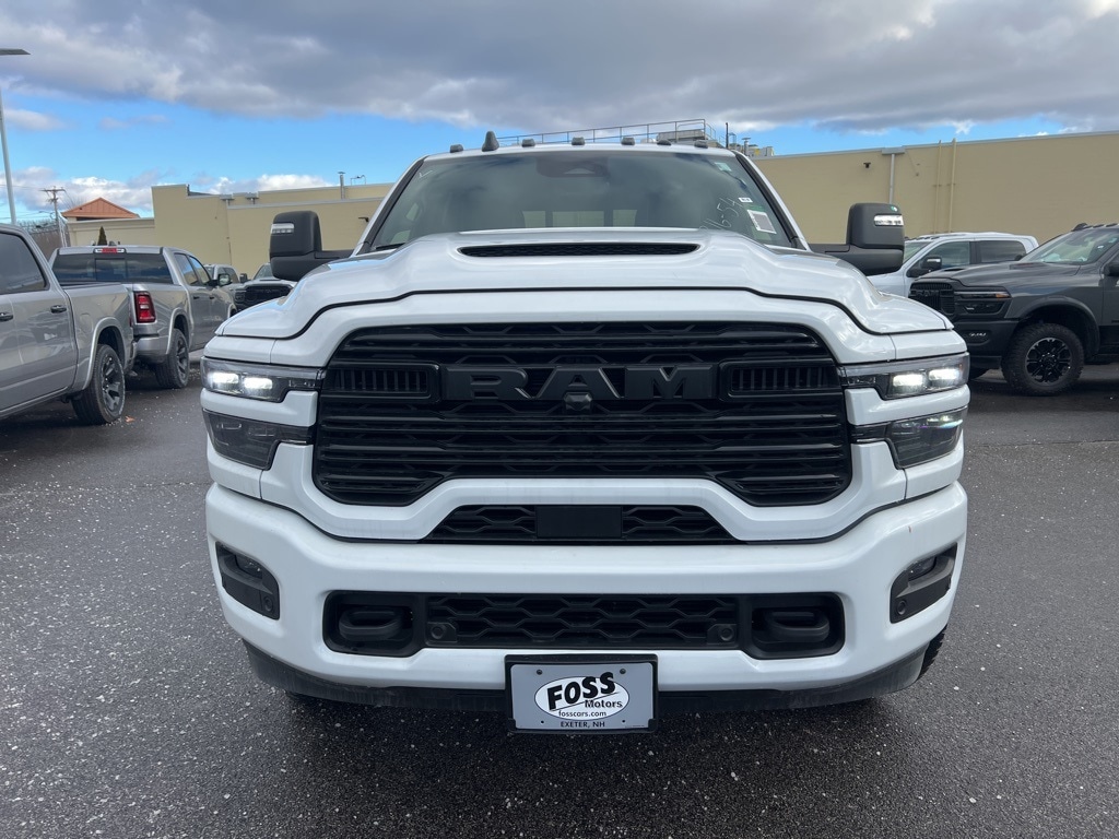 New 2026 Ram 3500 LARAMIE MEGA CAB 4X4 6'4 BOX Pickup