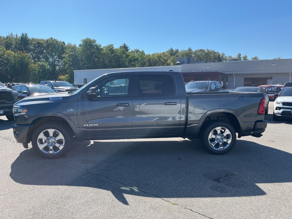 New 2026 Ram 1500 BIG HORN CREW CAB 4X4 5'7 BOX Pickup