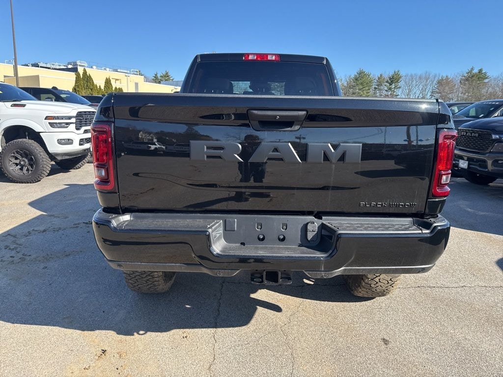 New 2025 Ram 2500 Big Horn Crew Cab 4x4 6'4 Box Pickup