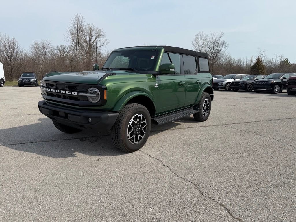 2025 Ford Bronco Outer Banks 4x4's photo