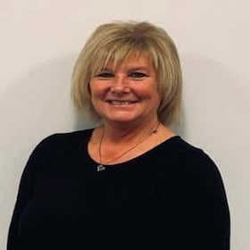 Staff member Laurie Best from ID_4b8f7eeda7db