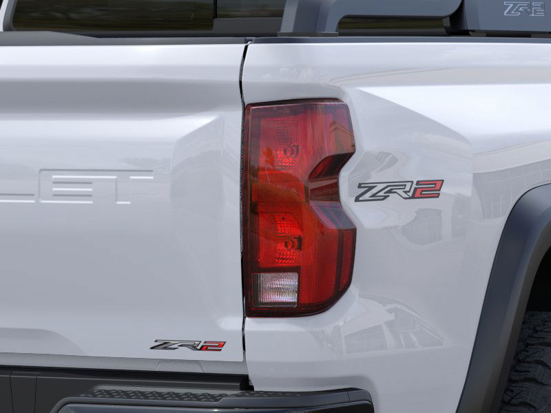 2025 Chevrolet Colorado ZR2 - Photo 11
