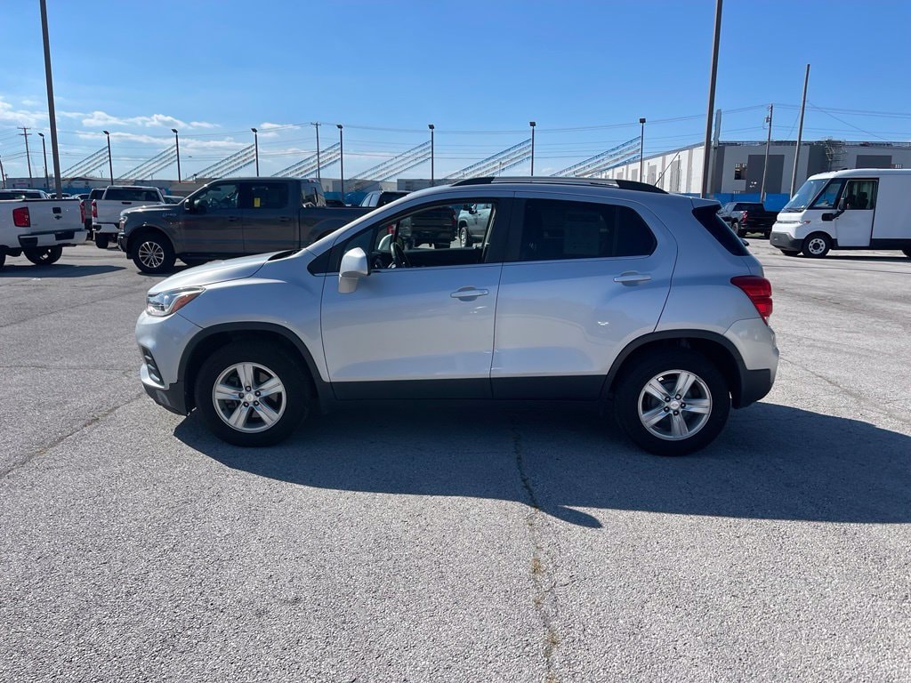 Used 2019 Chevrolet Trax LT with VIN 3GNCJLSB1KL329278 for sale in Sandusky, OH