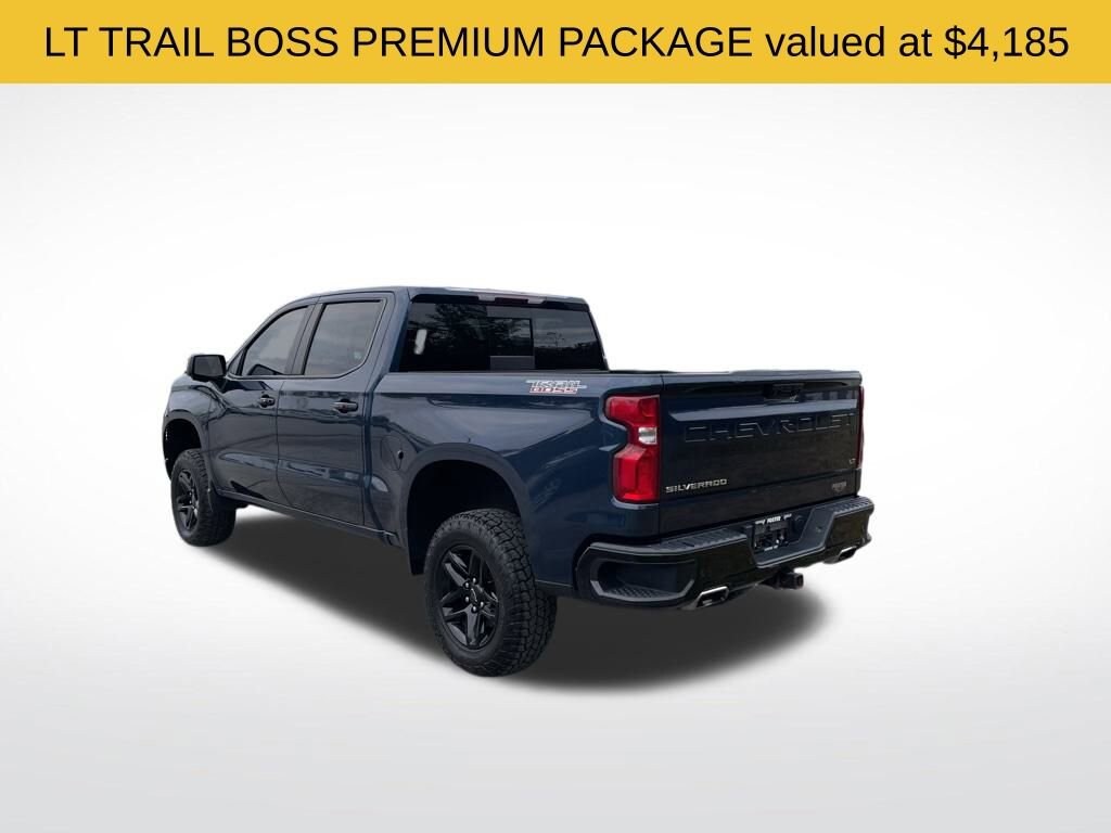 2022 Chevrolet Silverado 1500 LT Trail Boss photo 3
