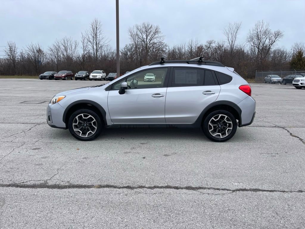 2017 Subaru Crosstrek Premium photo 2
