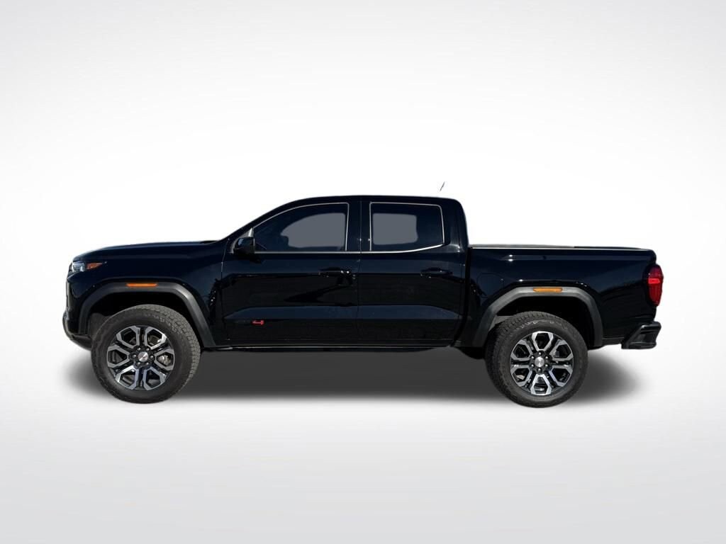 2024 Gmc Canyon AT4 photo 2