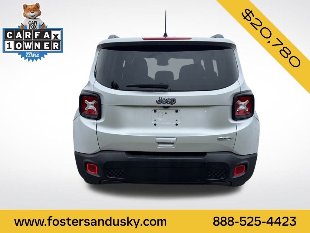 2019 Jeep Renegade Latitude photo 3