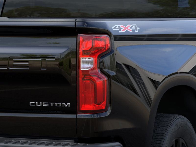 2025 Chevrolet Silverado 1500 Custom - Photo 11