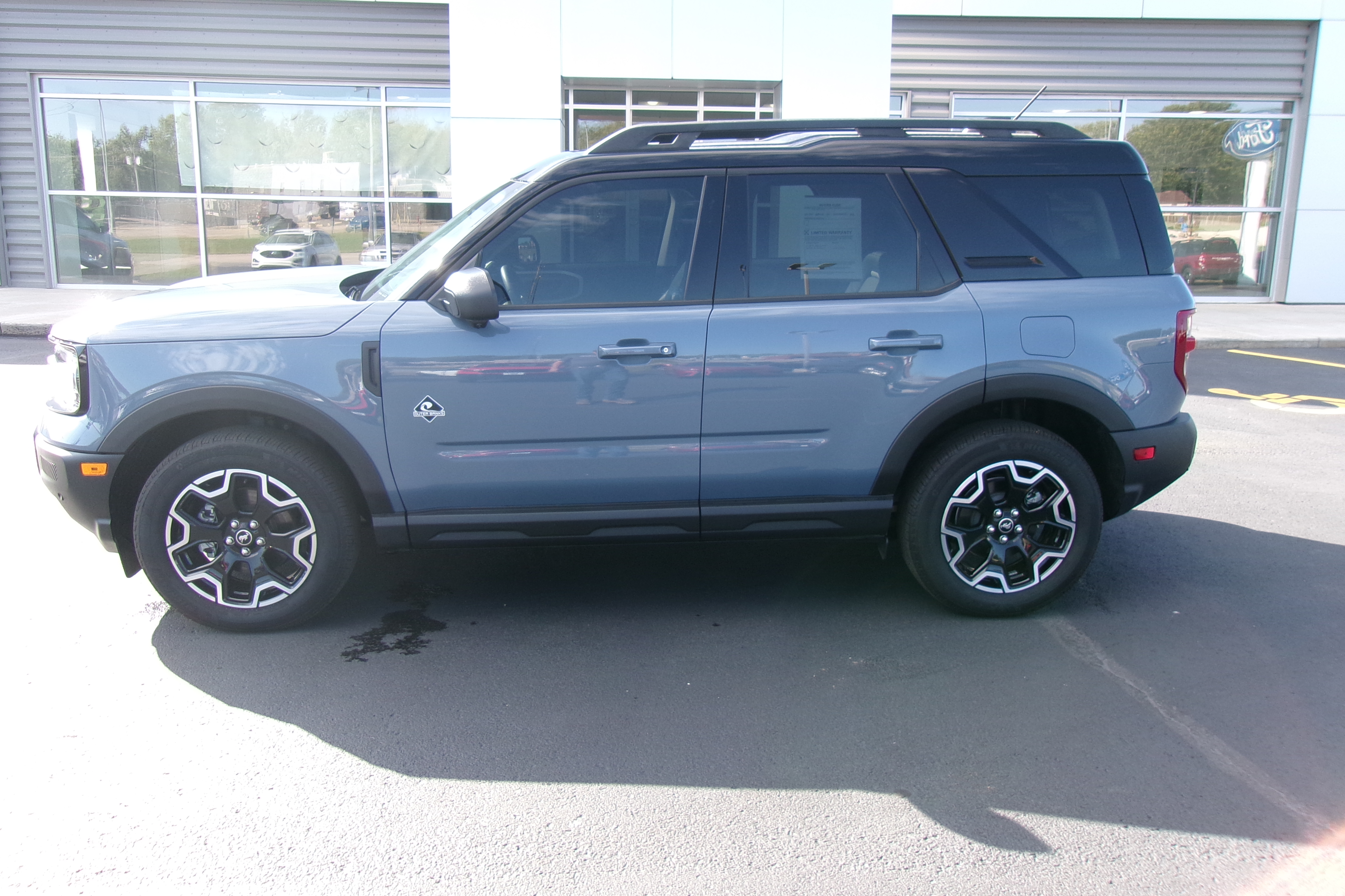 Certified 2025 Ford Bronco Sport Outer Banks with VIN 3FMCR9CN0SRE23917 for sale in Kansas City