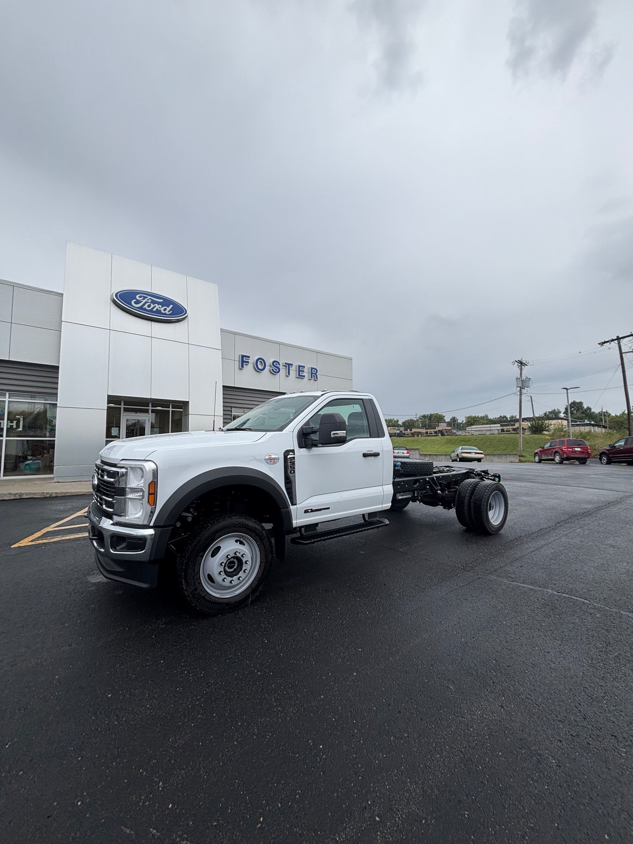 2026 Ford F-550 Super Duty Chassis Cab XL's photo