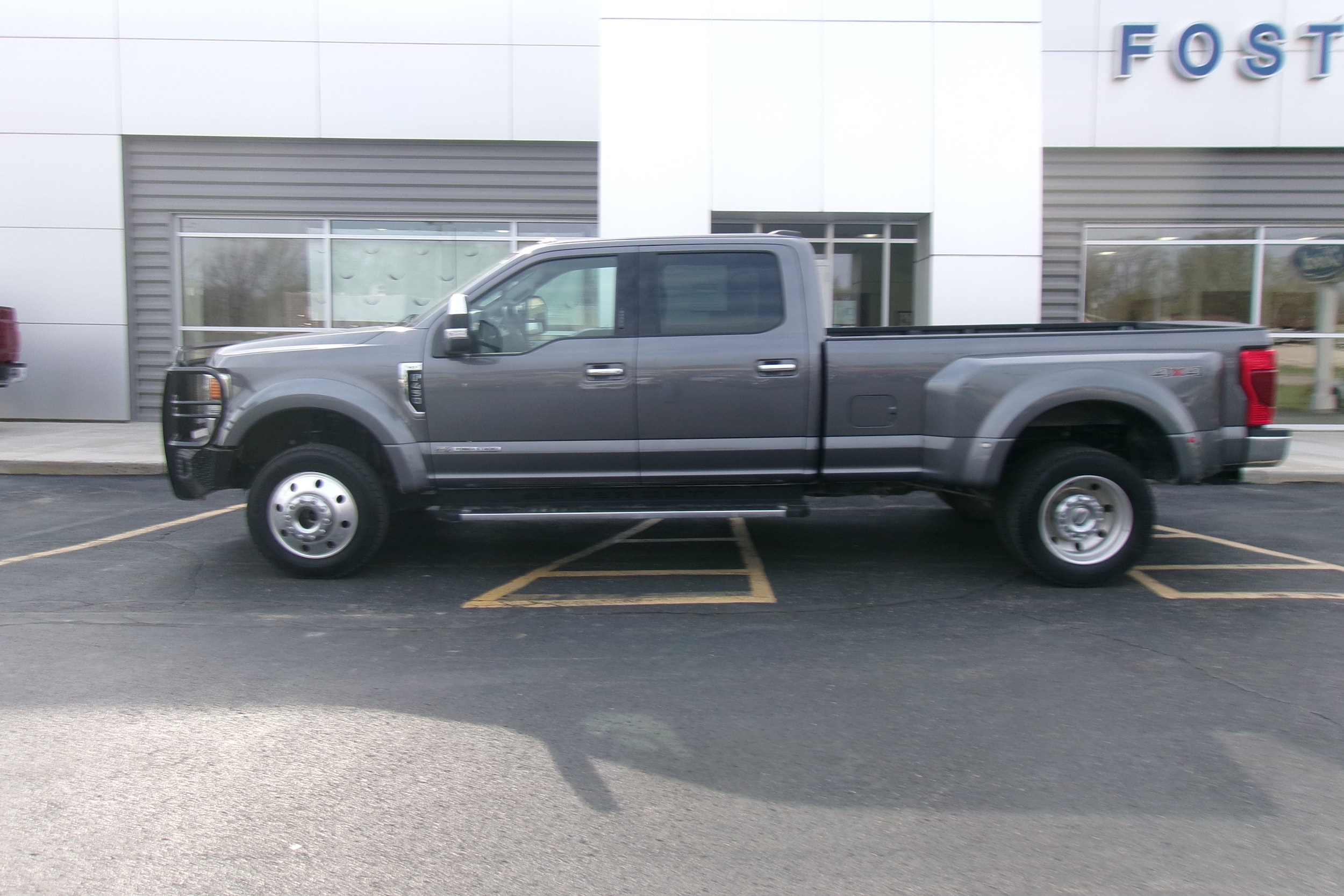 Used 2022 Ford F-450 Super Duty XLT with VIN 1FT8W4DT4NEE38026 for sale in Kansas City