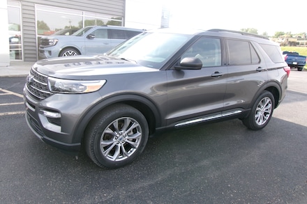 2023 Ford Explorer XLT SUV