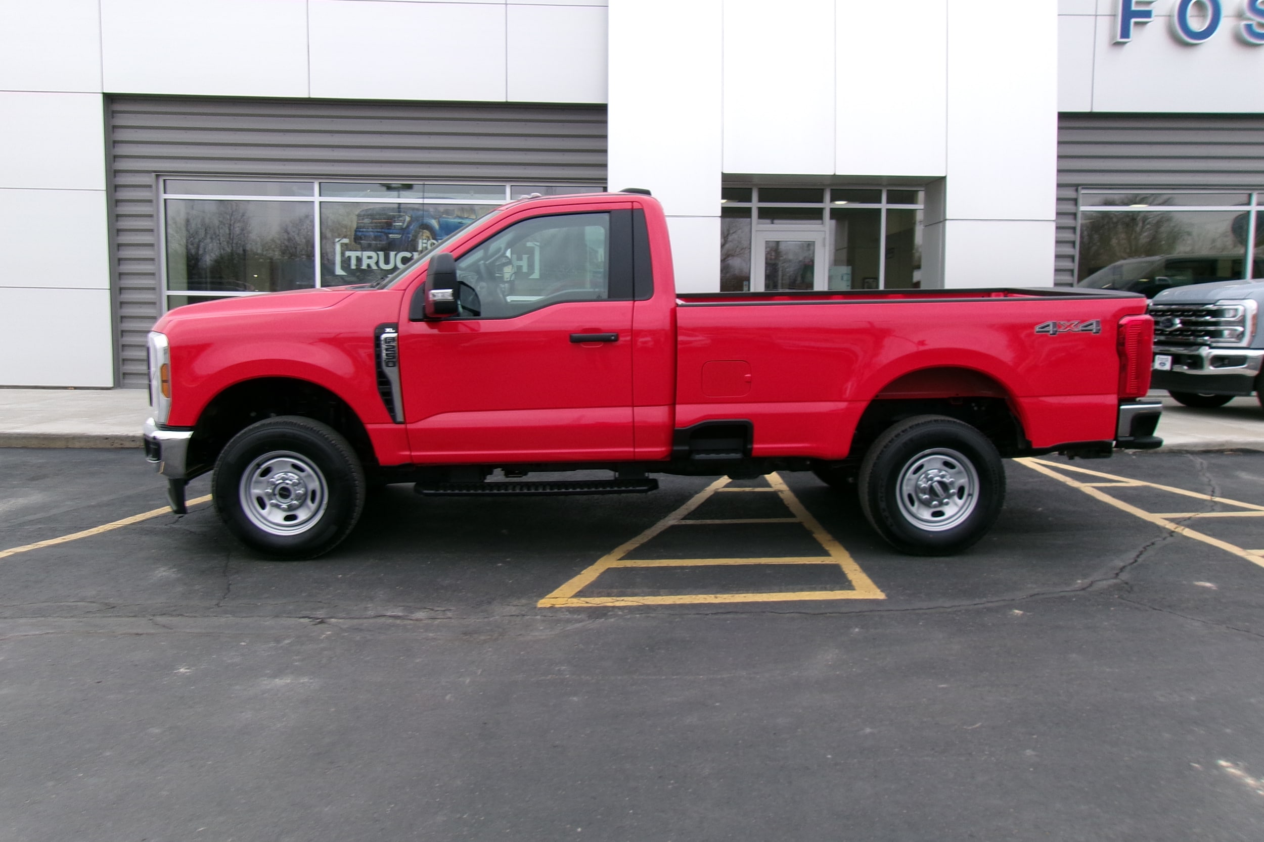 Used 2024 Ford F-250 Super Duty XL with VIN 1FTRF2BA1RED80103 for sale in Kansas City