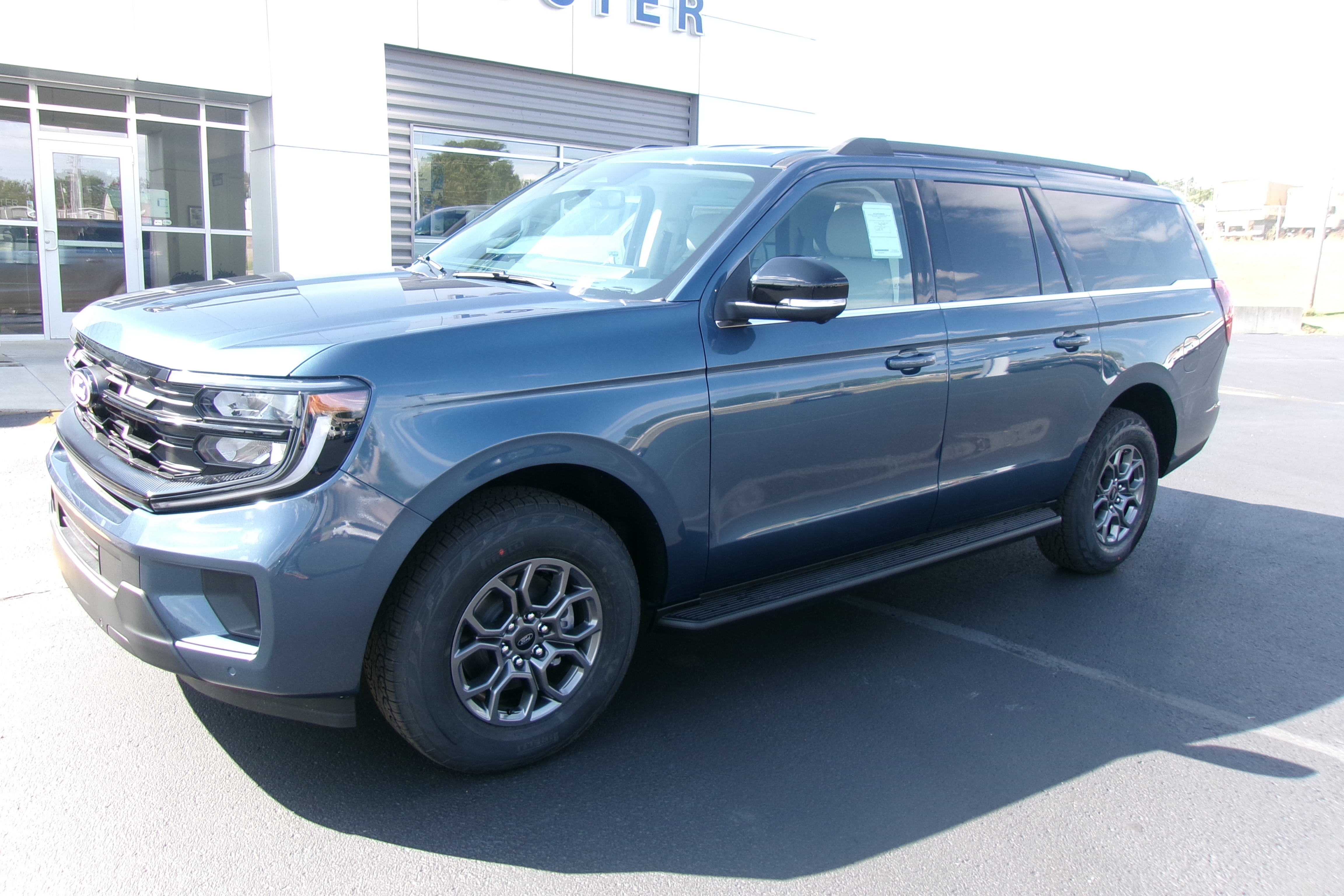 2027 Ford Expedition MAX Active SUV
