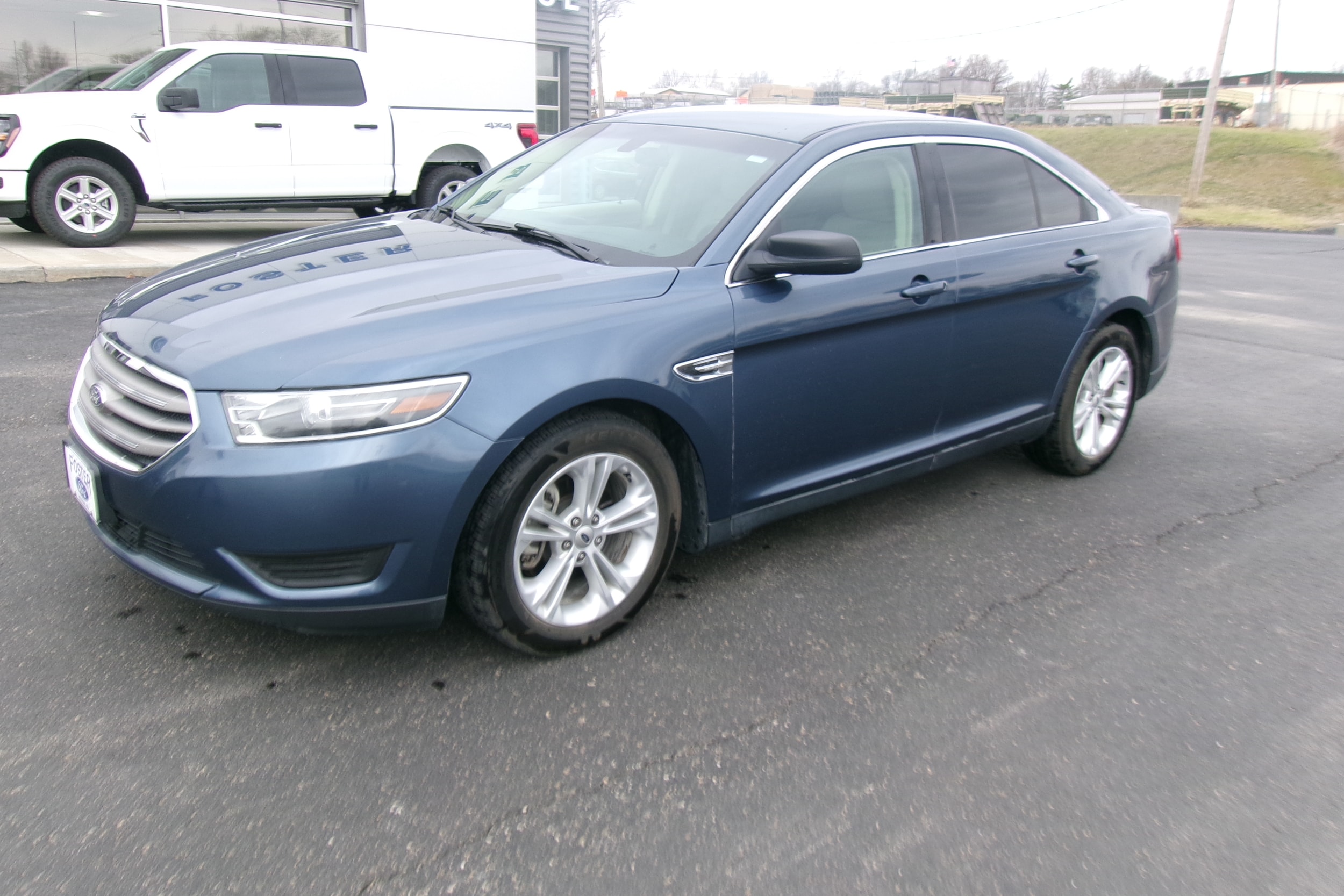 2018 Ford Taurus SE