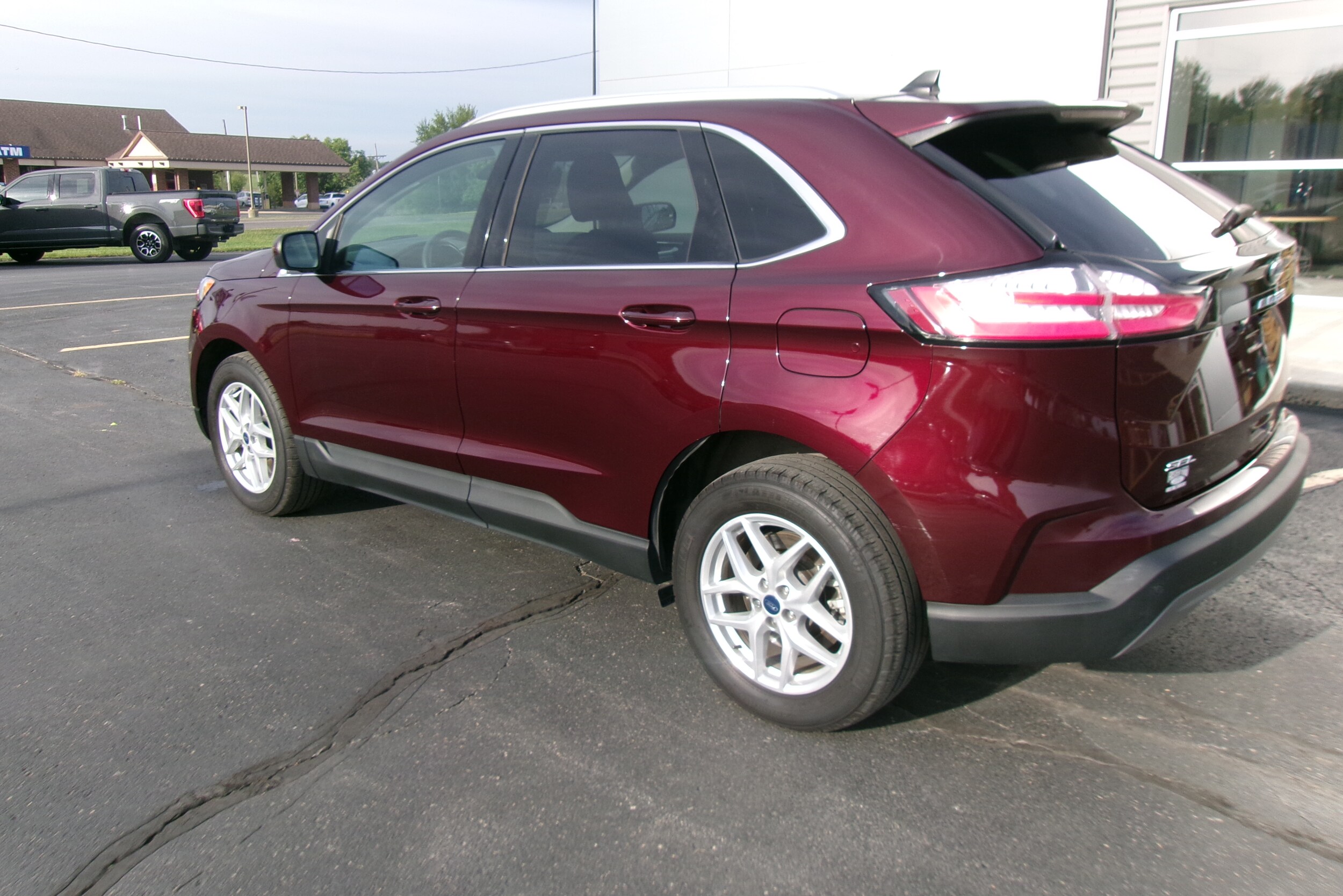 Used 2022 Ford Edge SEL with VIN 2FMPK4J94NBA43206 for sale in Kansas City