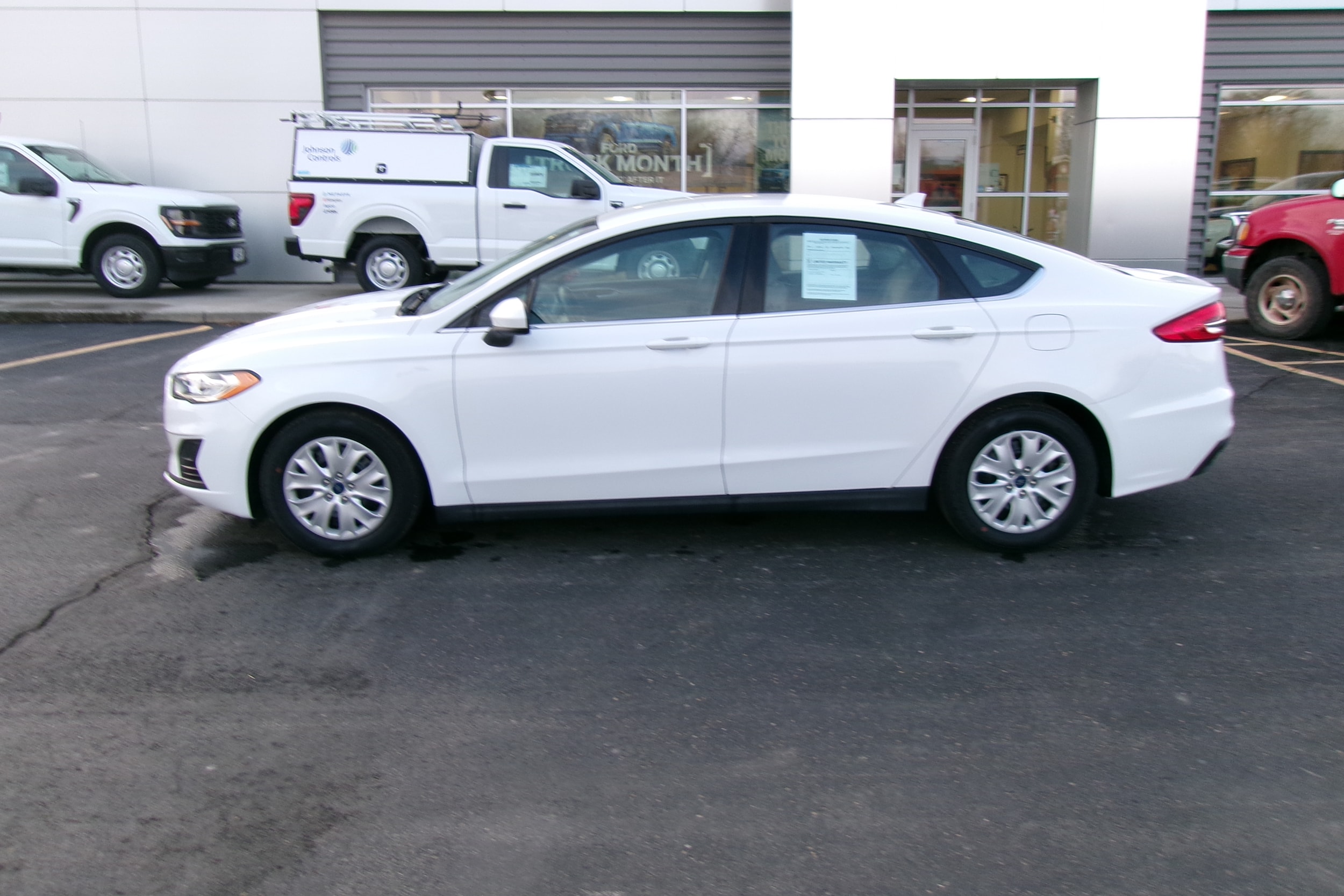 Used 2020 Ford Fusion S with VIN 3FA6P0G76LR139410 for sale in Kansas City