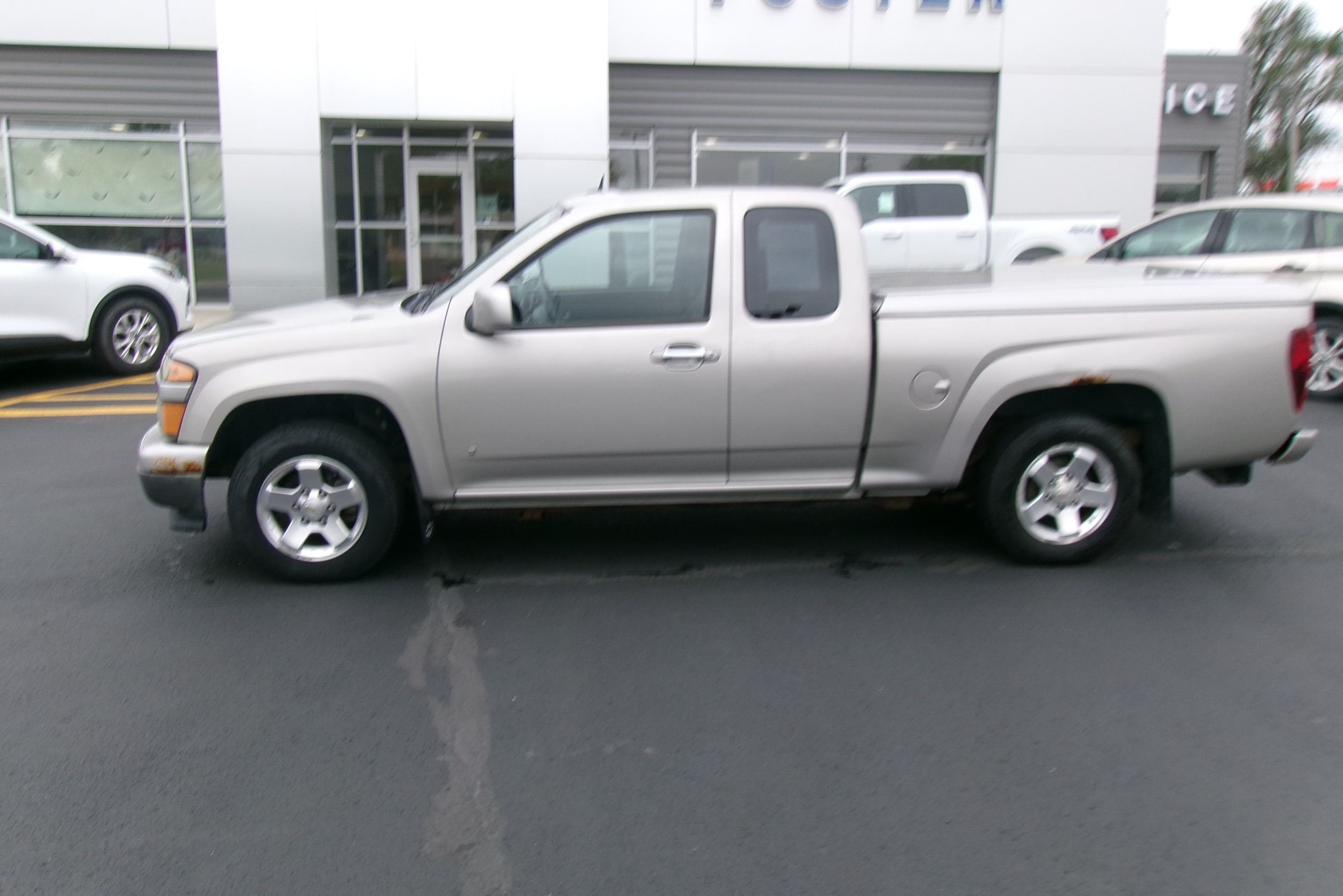 Used 2009 Chevrolet Colorado Work Truck with VIN 1GCCS19E698150432 for sale in Holton, KS