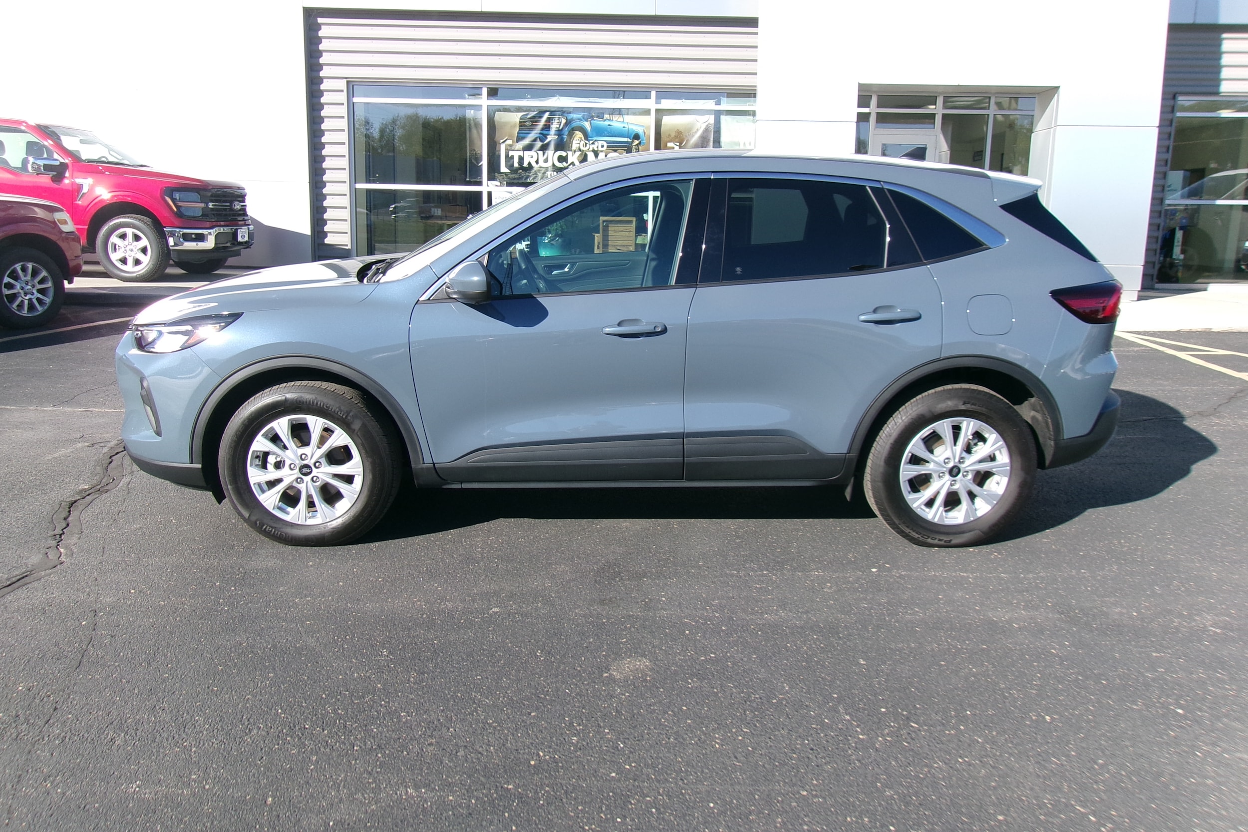 Used 2023 Ford Escape Active with VIN 1FMCU9GNXPUB24461 for sale in Kansas City