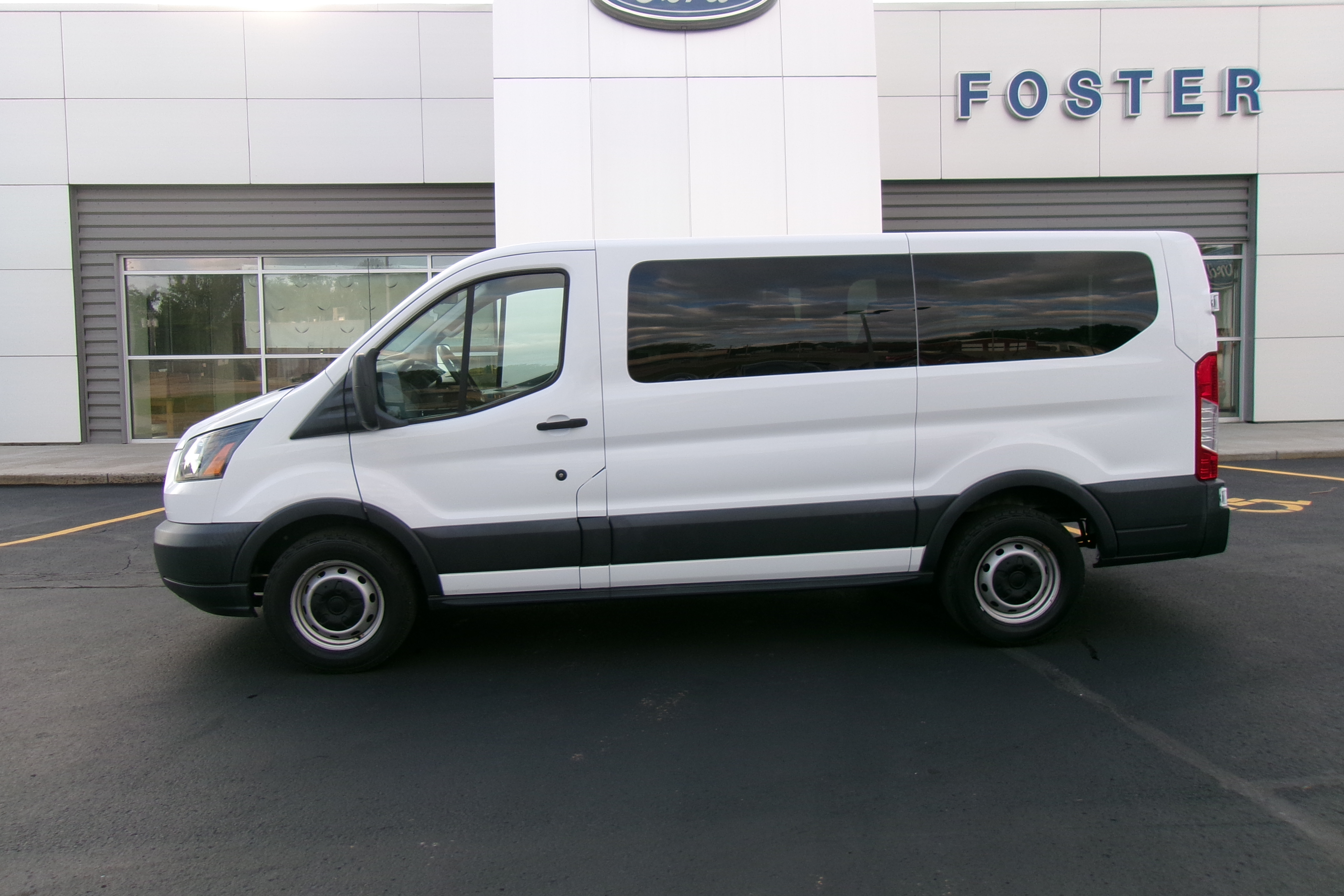 Certified 2018 Ford Transit Wagon XL with VIN 1FMZK1ZM9JKB42488 for sale in Kansas City