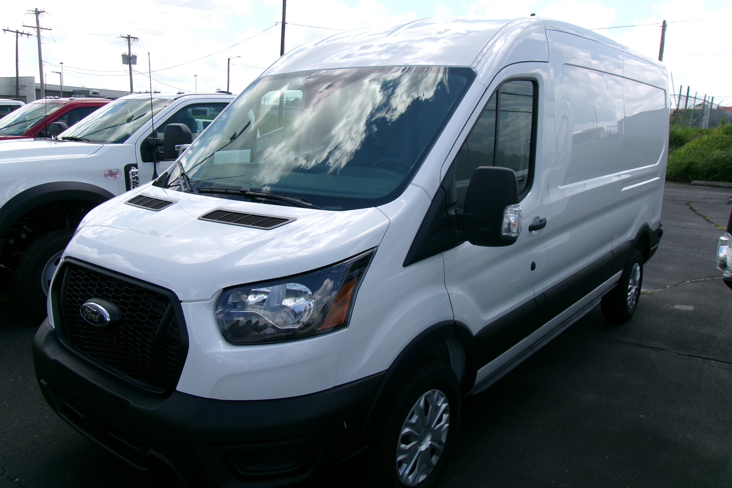 2025 Ford Transit Van Base's photo