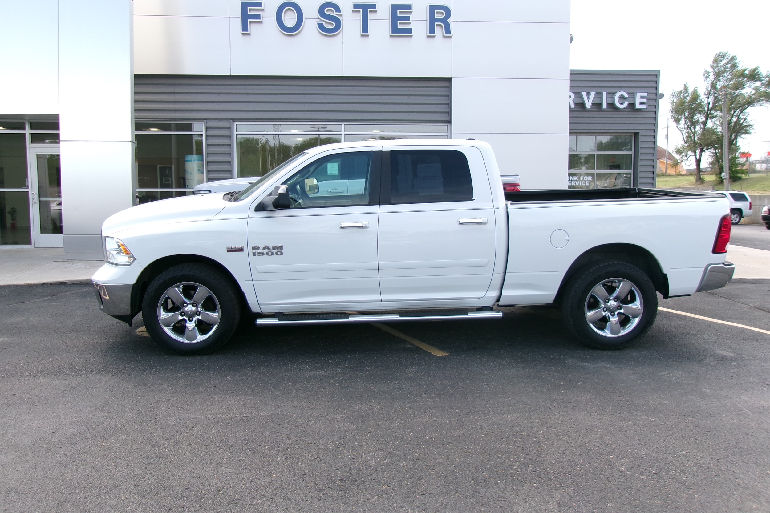 Used 2013 RAM Ram 1500 Pickup SLT with VIN 1C6RR7TT4DS676433 for sale in Kansas City