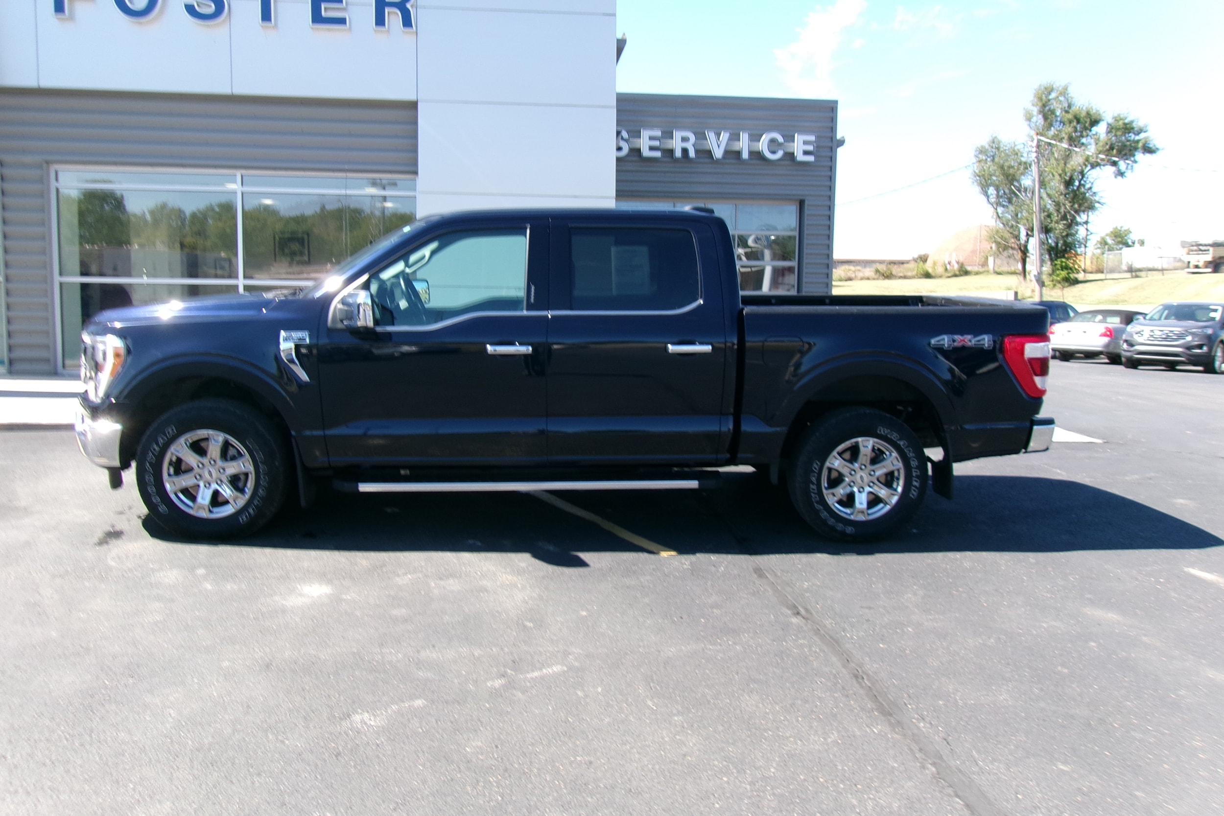 Used 2021 Ford F-150 Lariat with VIN 1FTEW1EP2MFB29960 for sale in Kansas City