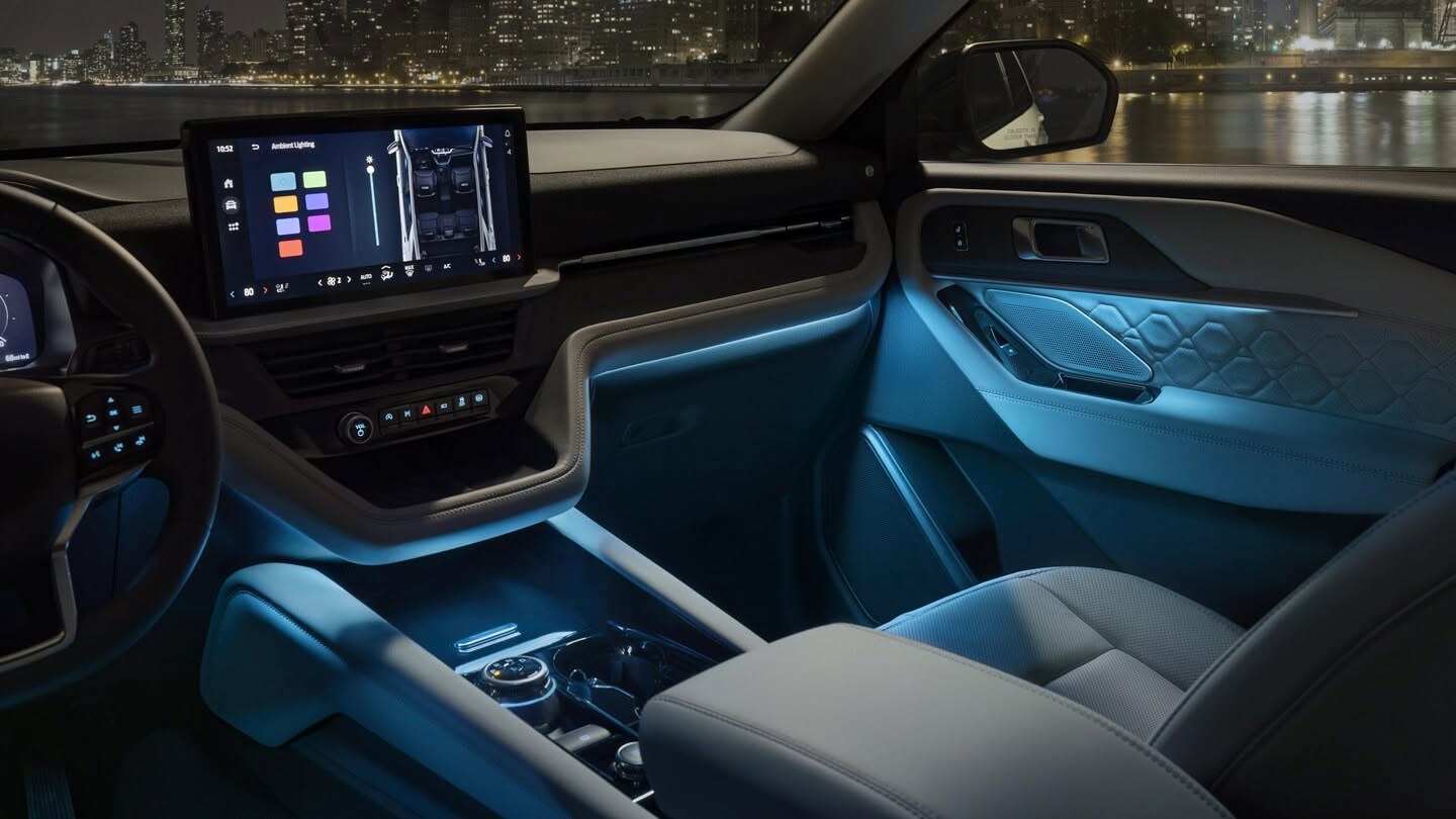 2025 Ford Explorer