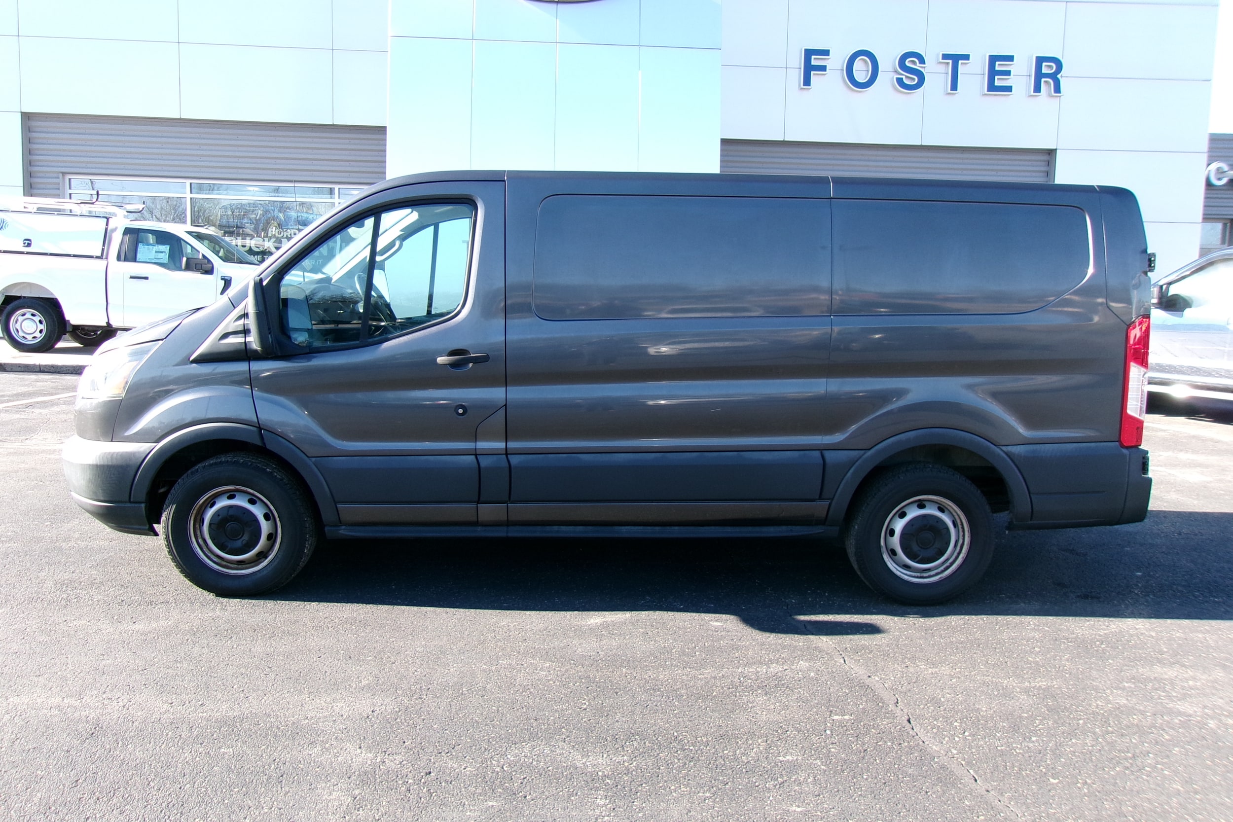 Used 2016 Ford Transit Base with VIN 1FTYE1YM0GKB41781 for sale in Kansas City