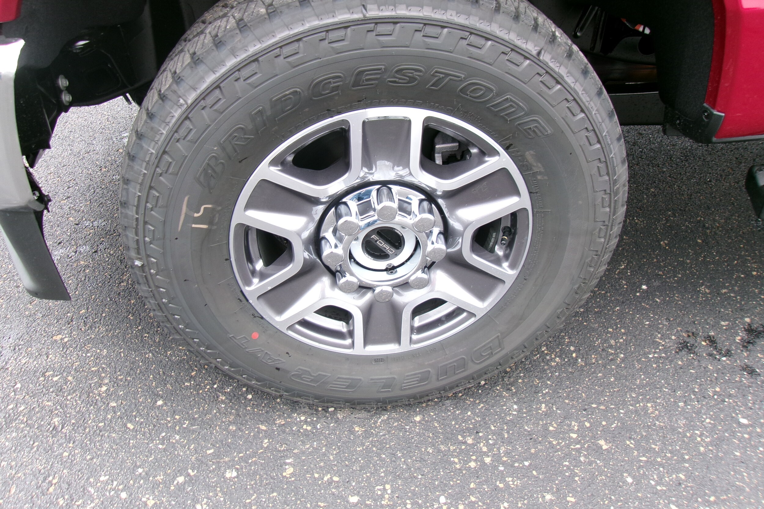 2026 Ford F-350 Lariat photo 3