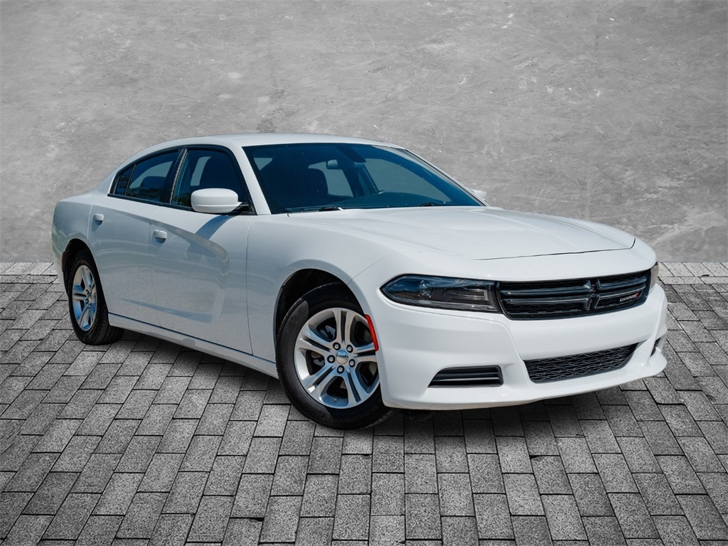 Used 2022 Dodge Charger SXT with VIN 2C3CDXBG0NH239575 for sale in Liberty, TX