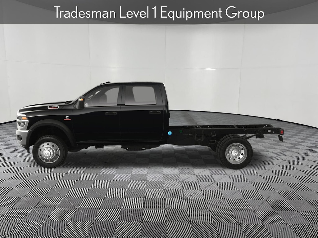 New 2025 Ram 4500 Chassis Cab 4500 TRADESMAN CHASSIS CREW CAB 4X2 60' CA Pickup
