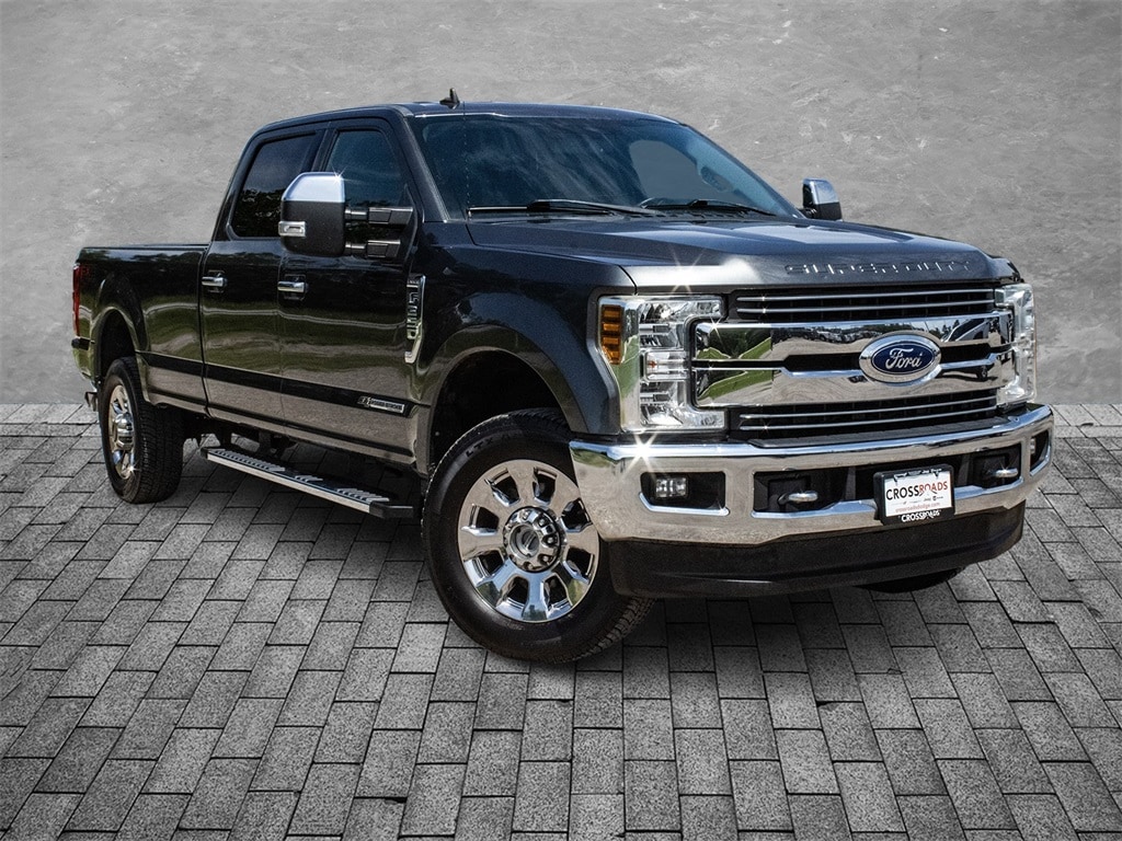 Used 2019 Ford F-350 Super Duty Lariat with VIN 1FT8W3BT2KEC96929 for sale in Liberty, TX