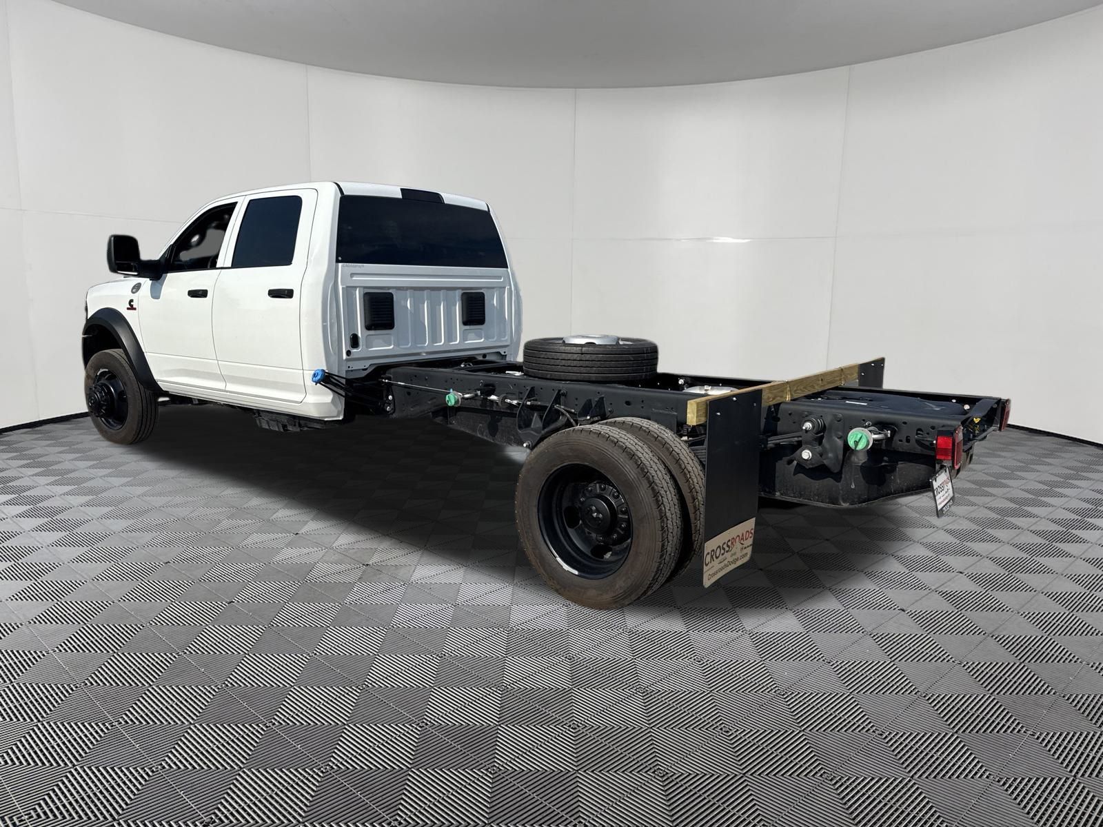 2026 Ram 5500 Tradesman photo 3