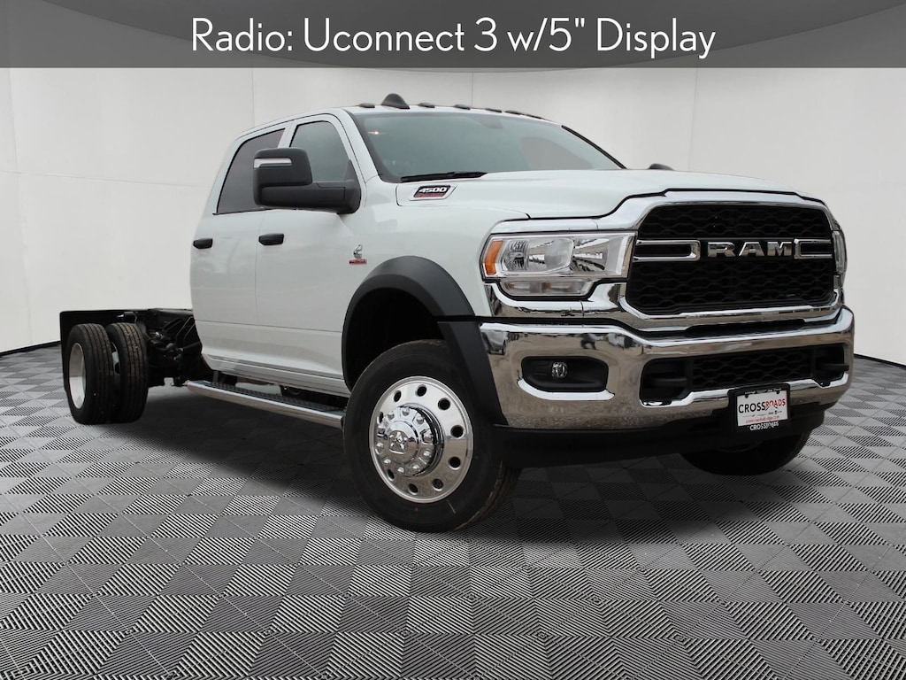 New 2024 Ram 4500 Chassis Cab 4500 TRADESMAN CHASSIS CREW CAB 4X2 84' CA Pickup