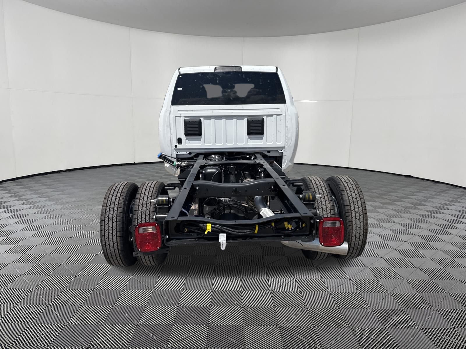 2026 Ram 3500 Tradesman photo 4