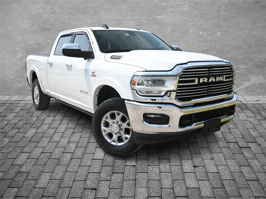 Used 2019 RAM Ram 2500 Pickup Laramie with VIN 3C6UR5FL1KG553896 for sale in Liberty, TX