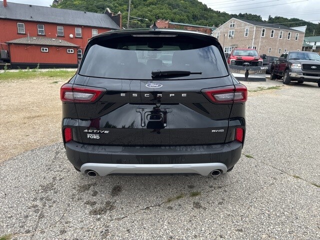 2025 Ford Escape Active photo 4