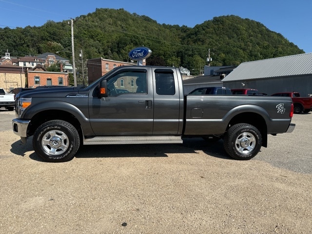 Used 2016 Ford F-250 Super Duty XLT with VIN 1FT7X2B60GEC61021 for sale in Fountain City, WI