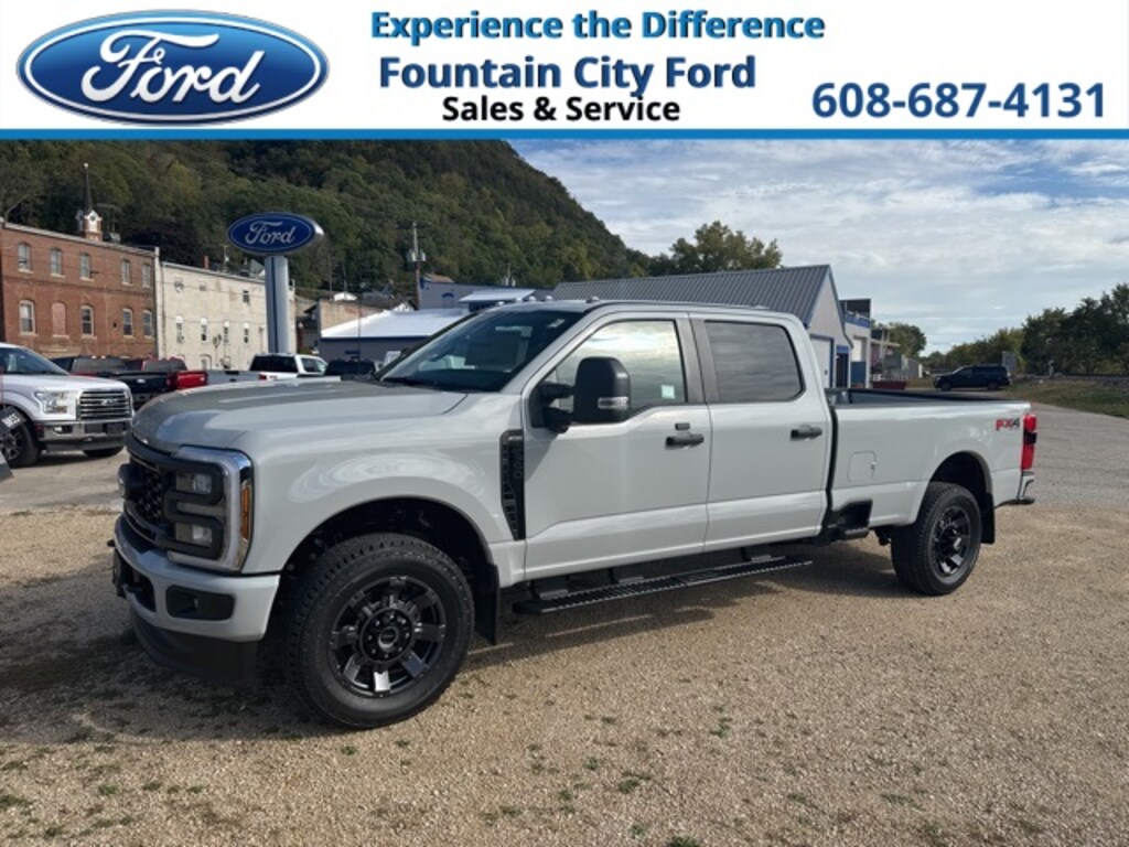 New 2026 Ford F-350 Truck Crew Cab