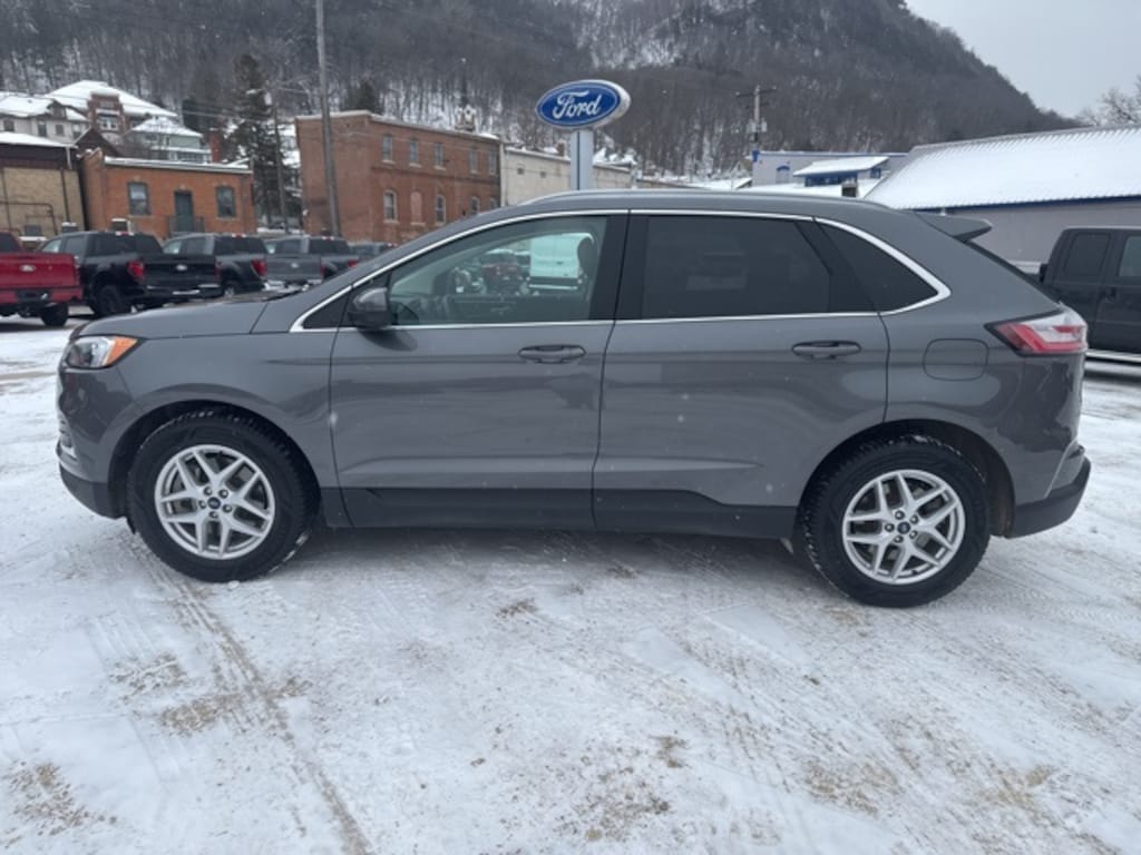Used 2022 Ford Edge SEL SUV