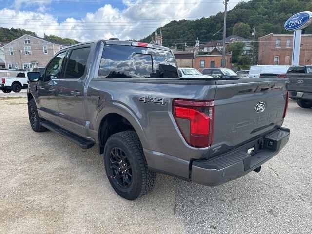 2025 Ford F-150 XLT photo 3