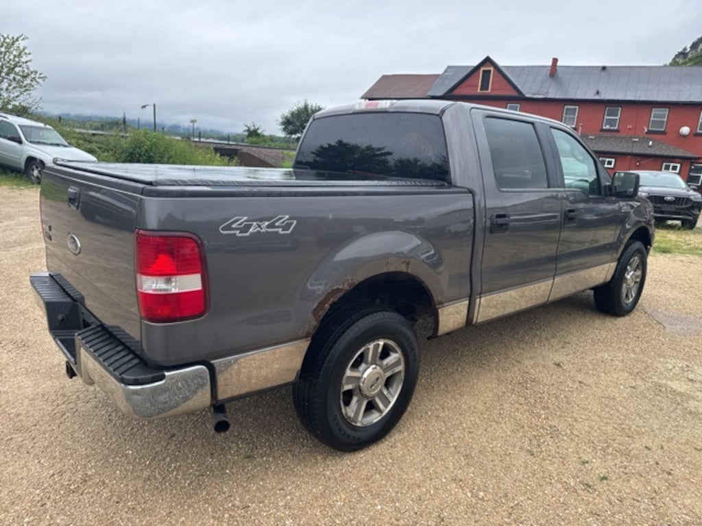 Used 2005 Ford F-150 XLT Crew Cab Short Bed Truck