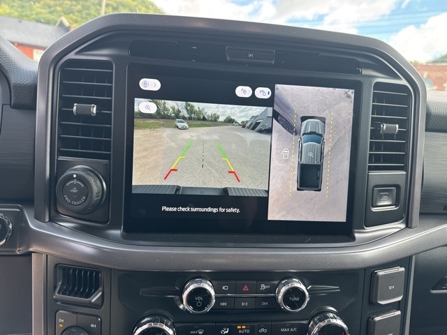 2025 Ford F-150 XLT photo 5