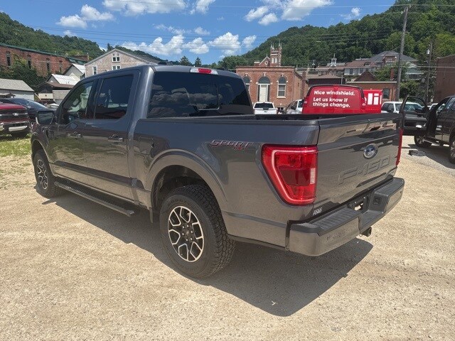 2022 Ford F-150 XLT photo 2