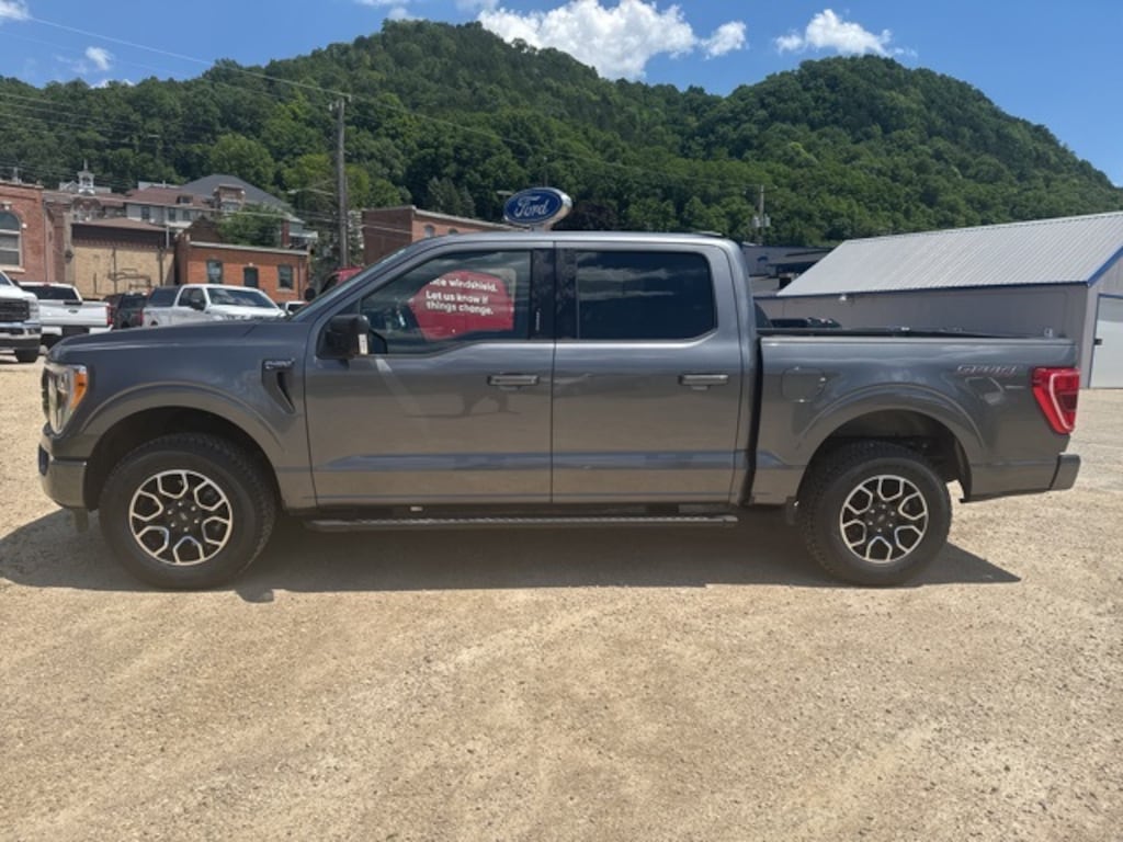 Used 2022 Ford F-150 XLT Truck SuperCrew Cab