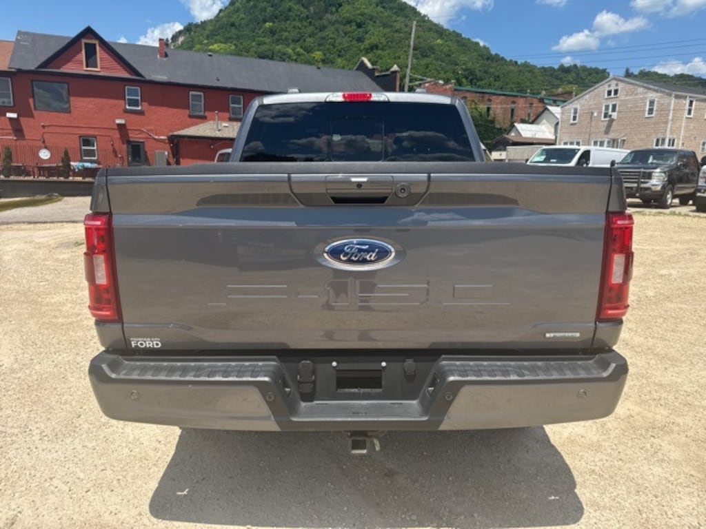 Used 2022 Ford F-150 XLT Truck SuperCrew Cab