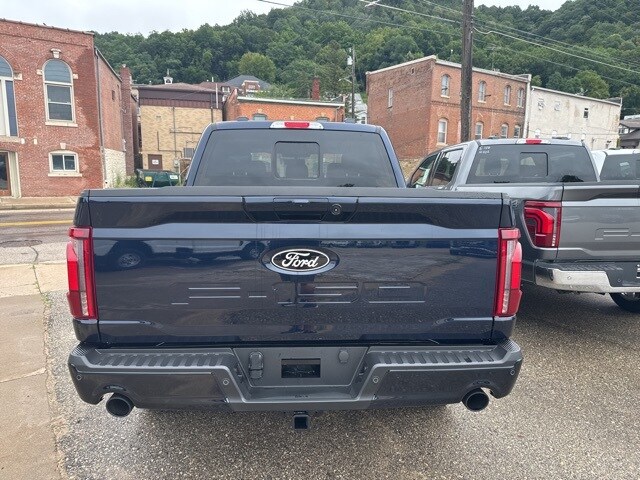 2025 Ford F-150 Lariat photo 3