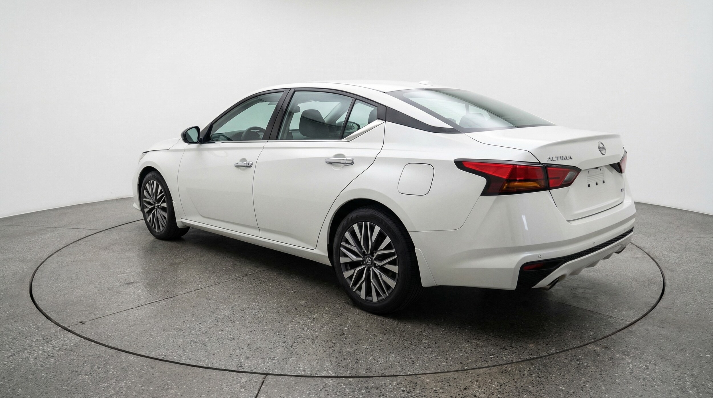 Thumbnail: 2025 Nissan Altima - 5