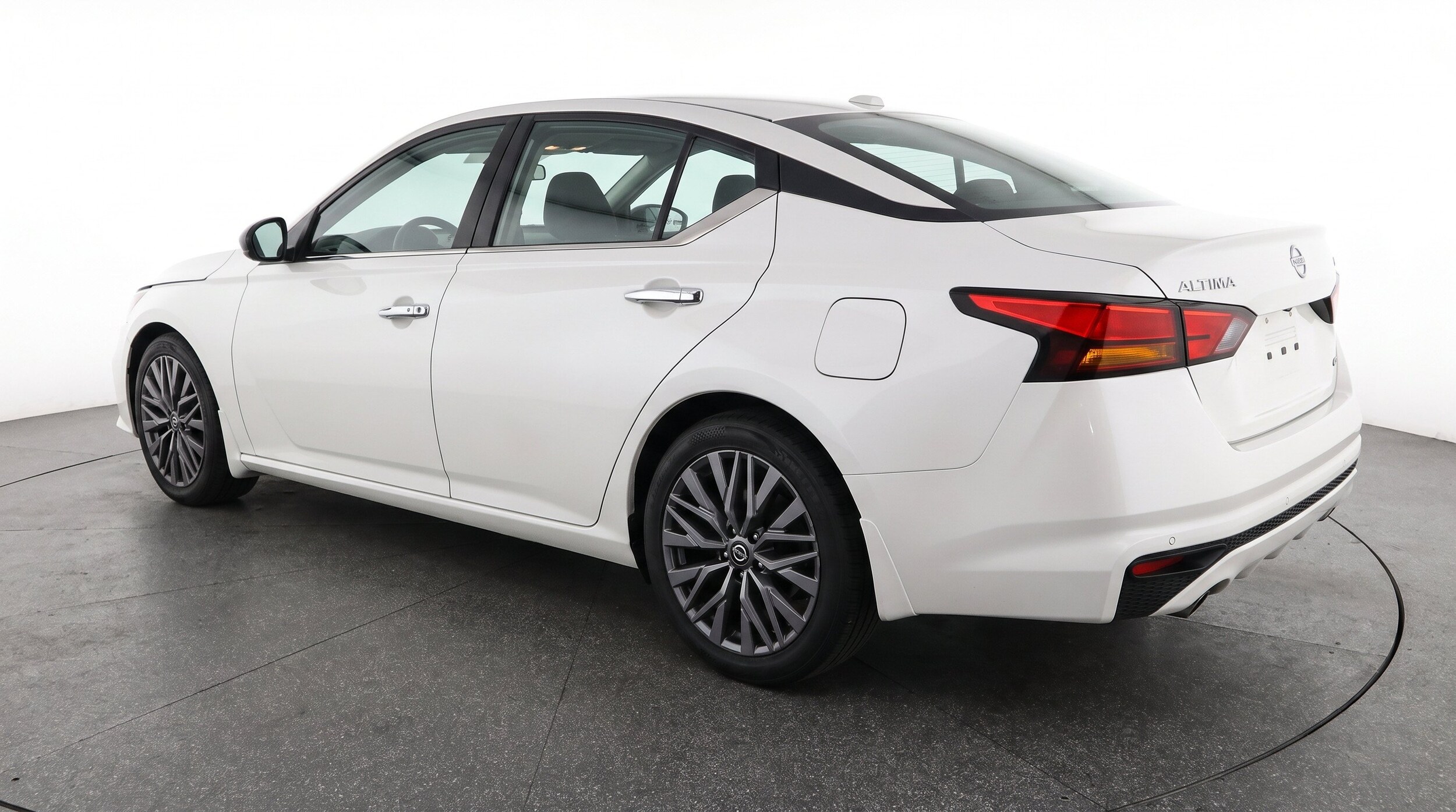 Thumbnail: 2025 Nissan Altima - 6